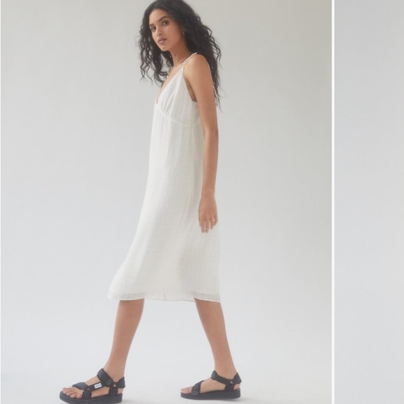 Aritzia Wilfred Liberty Dress 